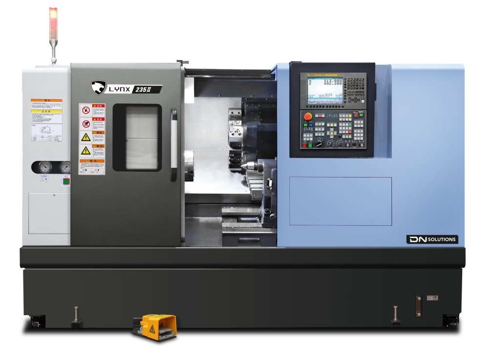 Двухосевой токарный центр Lynx 235 II